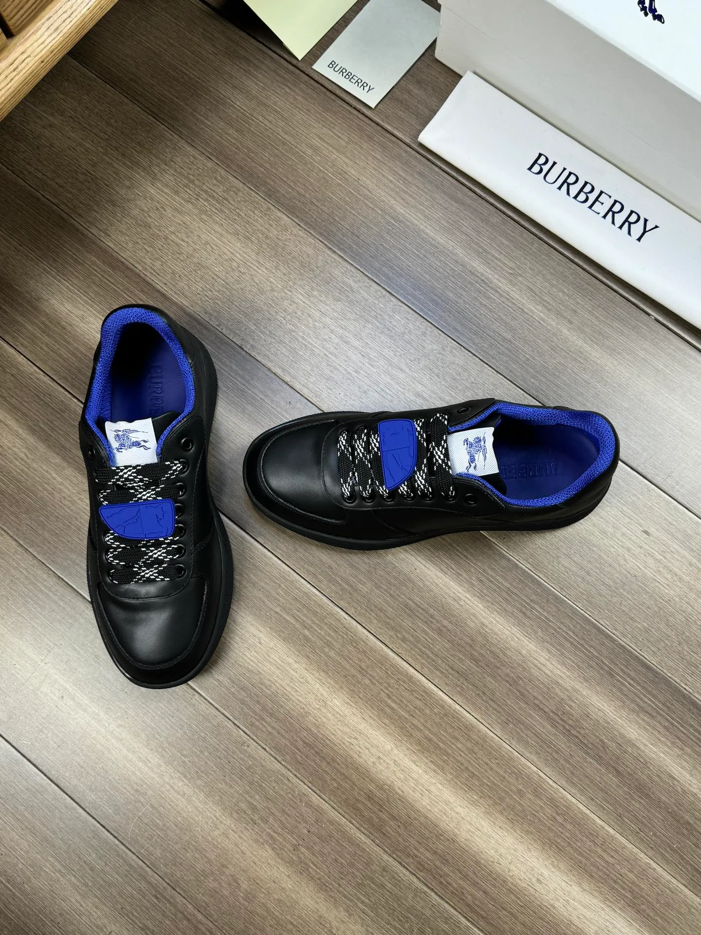 P420 [BURBERRY] Burberry - Upper: imported 🔝 Napa calfskin, tongue brand cloth label - Inner lining: canvas lining - Outsole: rubber; two-color molded outsole - Super high quality control, fine workmanship: highlighted (high-end, extravagance, grade) -Size: 38-44 (Male 45, can be customized)